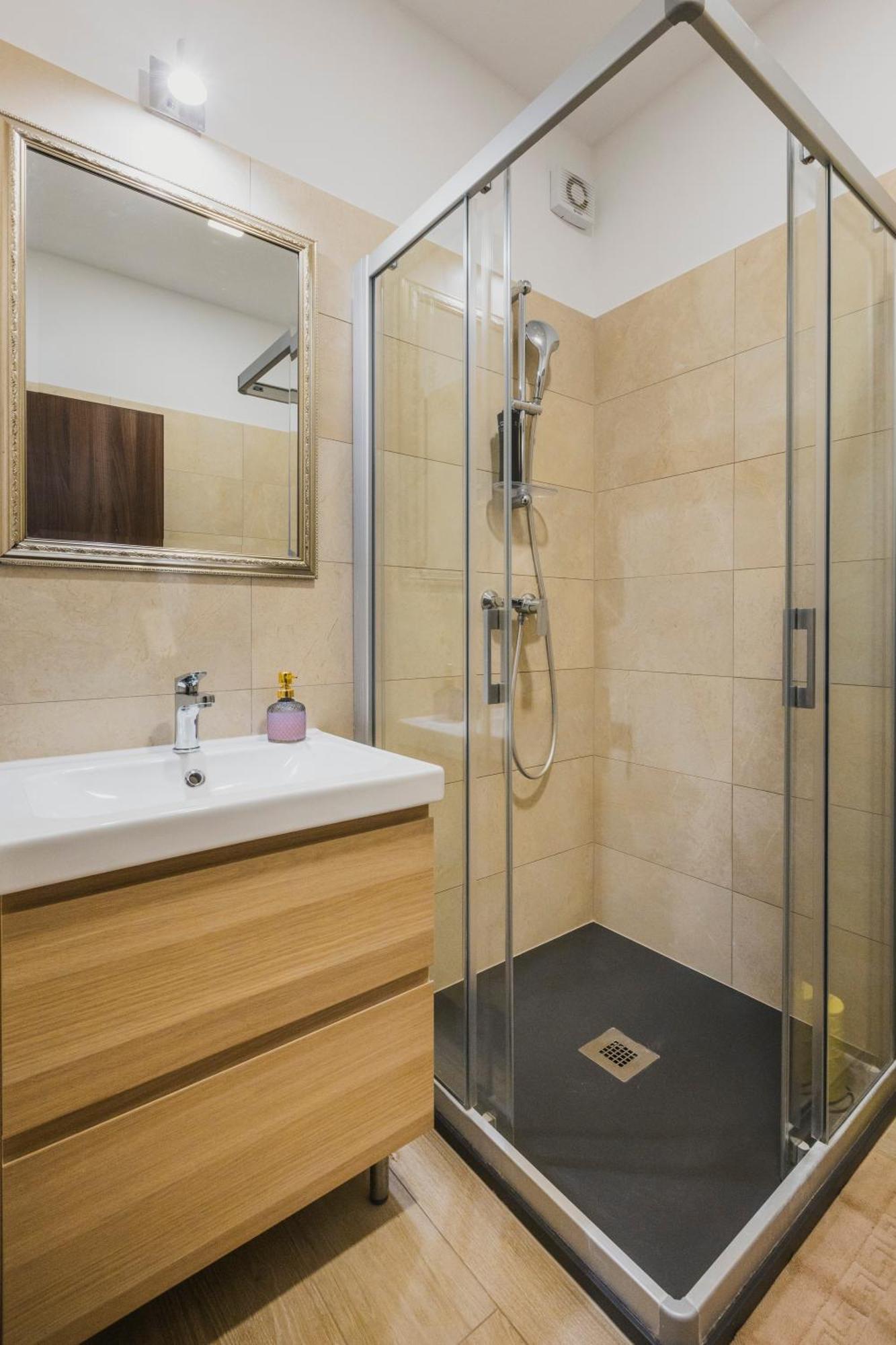 Rooms With Breakfast Near Porec Nova Vas  Ngoại thất bức ảnh